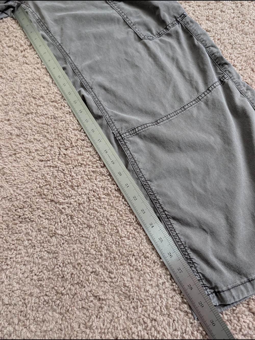 American Eagle Womens Haze Grey Dreamy High Waist Baggy Wide Leg Cargo Pant 12R - Picture 13 of 16